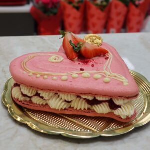 SÜDAMEKUJULINE MAKROONITORT